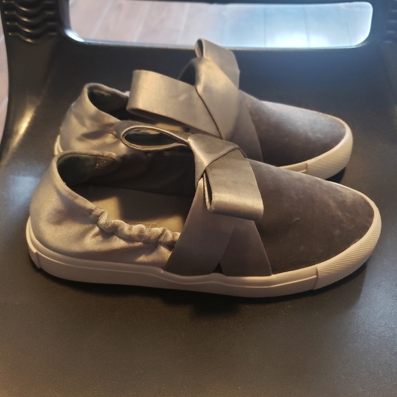 Mercedes Castillo MC Jamilla Slip On Sneakers - Picture 5 of 11